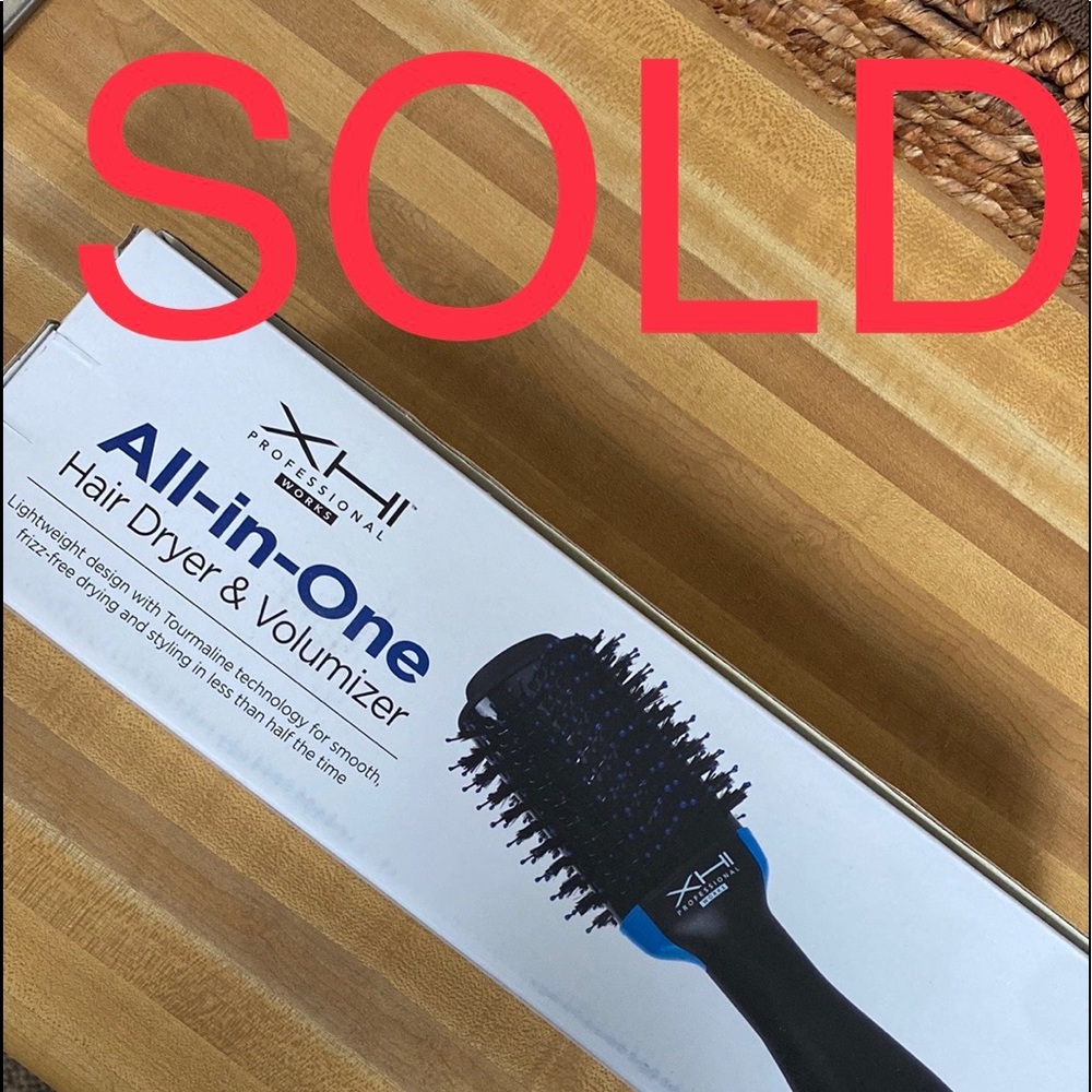 All-in-One Hairdryer Volumizer